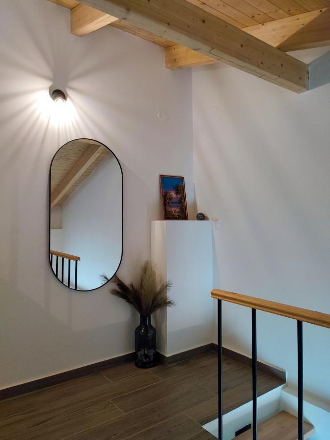 Freesia Loft Apartment Янина Екстериор снимка